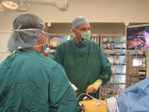 Surgeons will use Synovis's Peri-Strips Dry. with Veritas. Collagen Matrix Staple Line Reinforcement ('PSD Veritas')