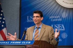 Commenting on the energy and climate change perspectives of the Obama presidential campaign at the Forum was Jason Grumet, Executive Director, National Commission on Energy Policy.