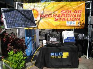 REC Solar (www.recsolar.com), an industry-leading provider of residential and commercial solar electric systems, has teamed up with MySpace.com (www.myspace.com) to acquaint Democratic convention participants with solar energy through a solar-powered recharging station fueled entirely by the sun. 