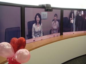 Barbara Chiu (left) and Anette Villegas (right) in the Cisco Hong Kong TelePresence Suite
