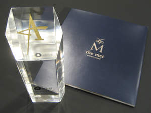 The Met Warner Center
2009 Gold ADDY Winner (Washington, D.C.)
Collateral Material - Brochure Campaign
