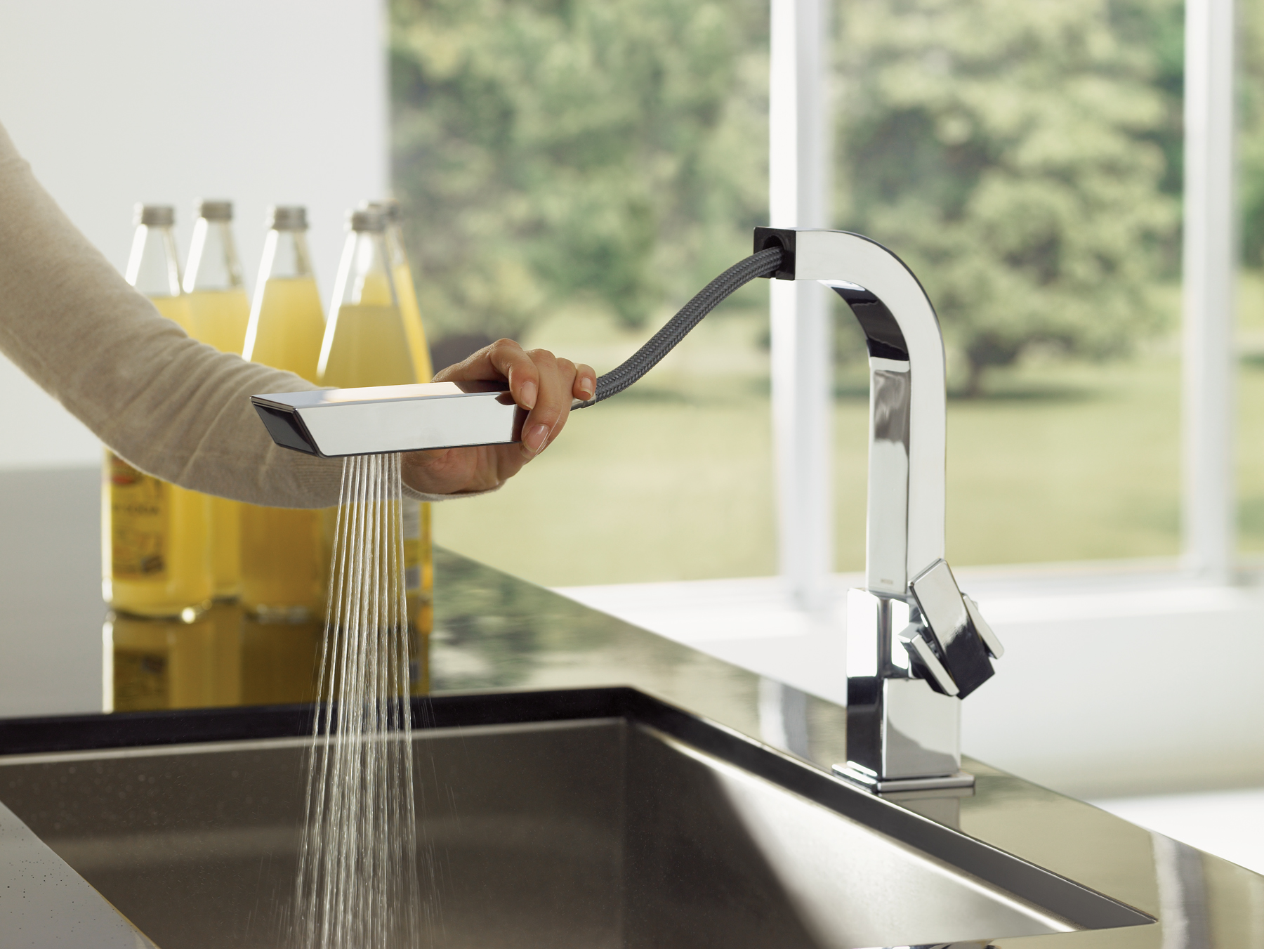 Moen Redefines Square With New 90 176 Tm Collection
