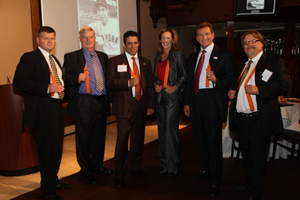 Football legend Joe Theismann was in NYC in September with physicians, patients and advocates to kick-off the Find the AAAnswers campaign!  Check out his orange suspenders!

Learn more about abdominal aortic aneurysm (AAA) and the Find the AAAnswers Coalition at http://www.FindtheAAAnswers.org.