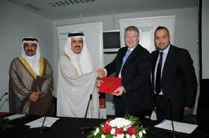 From Left to Right: Shaikh Hisham AlKhalifa, Undersecretary for Resources and Services, Minister of Education His Excellency Dr. Majid Bin Ali Hasan Al-Nuaymi, Duncan Mitchell (SVP Emerging Markets and Executive sponsor of Networkers), Tarek Ghoul (General Manager, Cisco Gulf region).