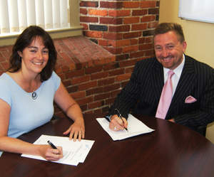 Sell My Timeshare NOW signs documents on expansion funding