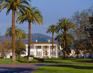 Silverado Resort, a California landmark for more than 140 years, began its life as a private estate and was converted into a contemporary resort featuring 439 guest suites, a 15,000-square foot executive conference center, two championship golf courses and two signature restaurants, surrounded by Napa Valley¿s more than 200 wineries.