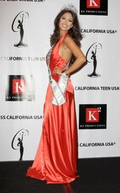 Miss California USA 2010 Nicole Johnson