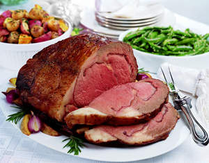 Prime Rib Roast with Roasted Baby Red Potatoes & Holiday Green Beans