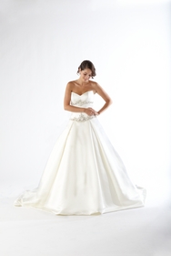Kirstie Kelly Signature Wedding Dress Satin Ball Gown 