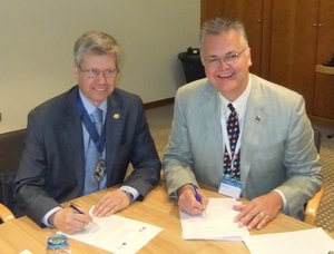 Newly installed 2011-12 FIABCI World President Alexander Romanenko and 2011 ICREA Chair Alan Tennant signed an agreement of alliance between FIABCI and ICREA during the ICREA board meetings in Berlin.
