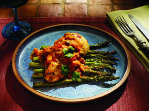 Chicken with Salsa Over Asparagus