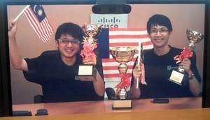 Team Malaysia: Chan Eng Sian from the Multimedia University and Lim Yu Jie from the Tunku Abdul Rahman College