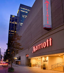 Luxury Downtown Toronto Hotels