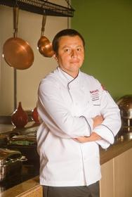 Luis Cruzat del hotel Santiago Marriott ha sido elegido como el Chef del A�o