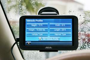 Magellan RoadMate Commercial 5370T-LMB GPS navigator