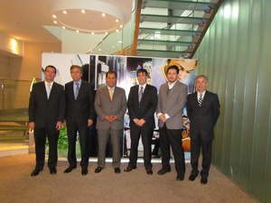 Nicolas Chiappara y el equipo de Cisco Chile durante el lanzamiento del Barometro 2.0