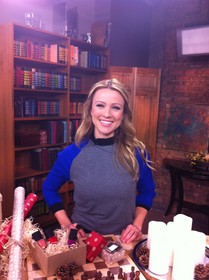 Chase Freedom has teamed up with HGTV Designer Casey Noble to equip holiday revelers with the tips and tools they need to spend smart and savor the season.