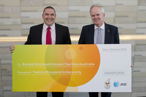 Ronald McDonald House Charities Australia (right) receives $20,000 donation from AT&T.