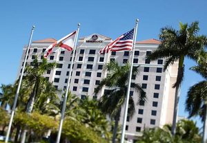 Luxury hotel in downtown Ft Lauderdale