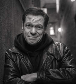 AM 970 The Answer Adds the Legendary Joe Piscopo for Morning Drive