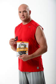 Oberto turns to Brian Urlacher on increased push behind America's PROtein(TM). Urlacher urges fans to snack on all natural, lean protein.