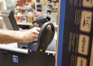 Tyco’s latest mobile device enables retail associates to easily and accurately scan and deactivate labels in one sweep for faster customer checkout.