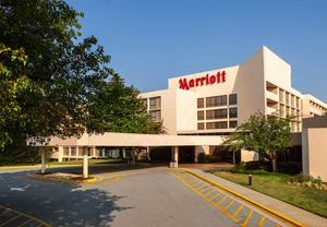 GSO airport hotels