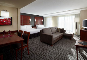 Hotel suites near Montreal airport