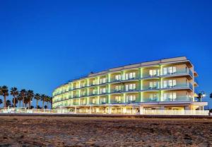 Hotels near Coronado Beach