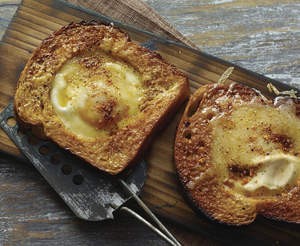 Cedar Plank Grilled Egg in Toast