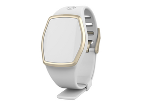 The Lively Wearable can be worn with either the wristband or around the neck with the lanyard and pairs with a smartphone via Bluetooth. The modern design of the Lively Wearable makes it an easy fit with the user’s daily life. Available in a choice of white with gold trim or grey with silver, the device tracks the user’s steps and features a one-touch button to connect to 5Star response service.