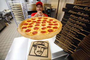 Pizza Patron Serves Up Franchising