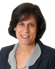 Melissa Bayer Tearney, a partner at Choate, Hall & Stewart and a top national white collar and criminal defense lawyer, is a recipient of the 2016 “Women Worth Watching” award from Profiles in Diversity Journal. The award recognizes women who are “trailblazers leading the way to excellence in the workplace, marketplace, and world.”
