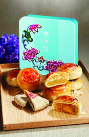 Times have evolved but the authentic taste of Thye Moh Chan’s traditional Teochew mooncakes stay true to its roots