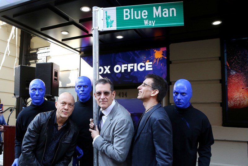 How Blue Turned to Green: Blue Man Group at 25 Years - The New York Times