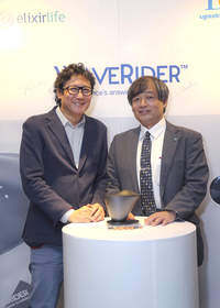 (left) Dr. Vincent Seet and (right) Dr. Yasuyuki Nemoto attended the debut launch of WaveRider in Hong Kong