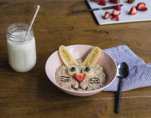 Bunny-Faced Microwave Oatmeal