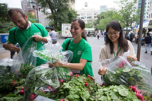 City Harvest rescues surplus food from grocers, farms, restaurants, and manufacturers and distributes it free of charge to New York City food pantries, soup kitchens and other community food programs.