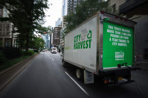 City Harvest selected Cisco HyperFlex System to host virtual desktops that help navigate scheduling for its anti-hunger program.