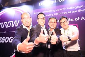 Simon Yu, president of Arrow’s components business in the Asia-Pacific region took a group photo with the startup representatives and has shared his thoughts on the ideas from them and appreciated their innovative products.