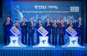 Mr. Deng Xiaofeng, CEO, China Telecom Global (Fifth from the right), and Mr. Ou Yan, Executive Vice President, China Telecom Global (Fifth from the left) hosted the ceremony of CTExcel launch with partners and VIPs.