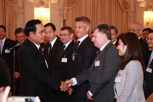 On May 8, the Hong Kong-Shanghai joint infrastructure investment delegation was received by Thai Prime Minister General Prayut Chan-o-cha at the Government House